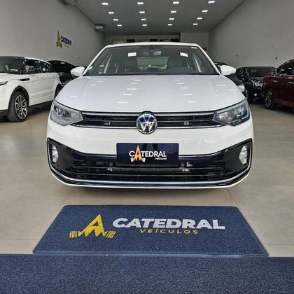 VOLKSWAGEN VIRTUS 1.0 200 TSI HIGHLINE AUTOMÁTICO